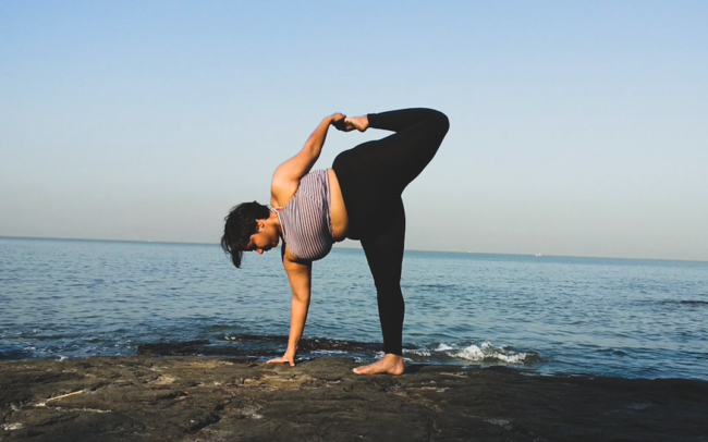 Plus Size Badass Dolly Singh Is Busting The Myth That Only Some Bodies Are  Made For Yoga - GirlTalkHQ